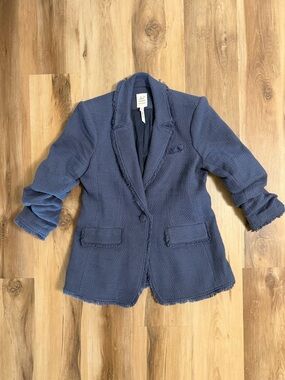 Cinq à Sept Blue Textured Blazer | Frayed Edge | Size 6